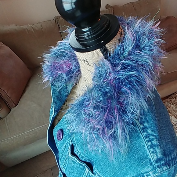 Faux fur jean jacket M - Picture 4 of 8